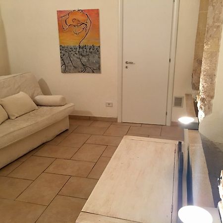 Palazzo Saraceno Hotel Таранто Екстериор снимка